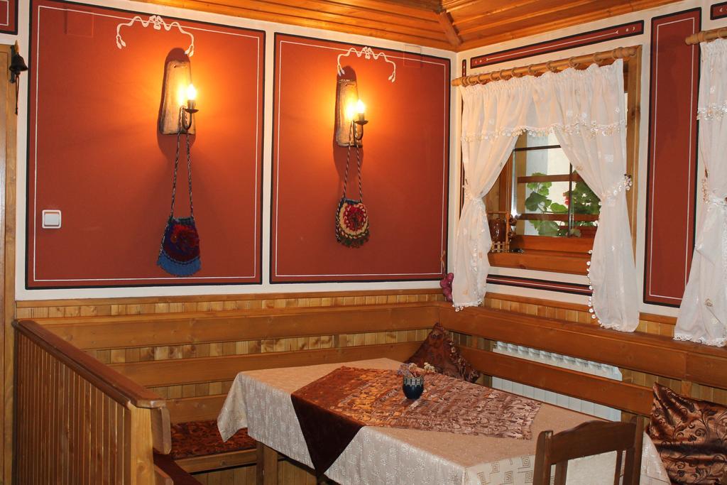 Guest House Maria โคปริฟชทิทซา ภายนอก รูปภาพ